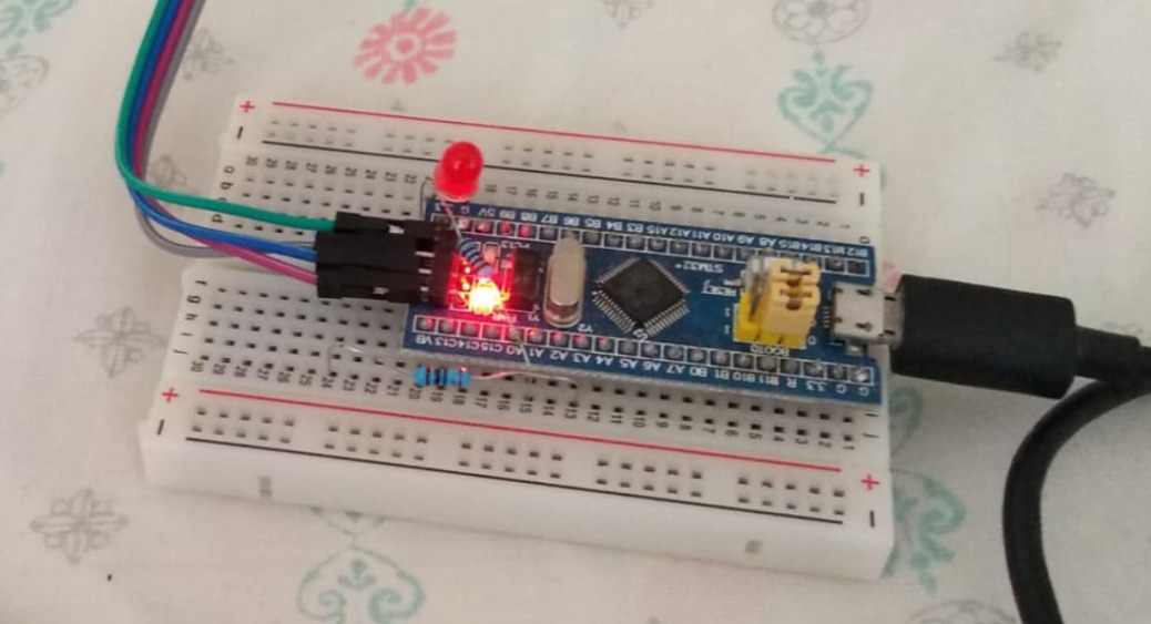 Before the Arduino UNO, I run my mini-FORTH inside the 1.5$ Blue Pill